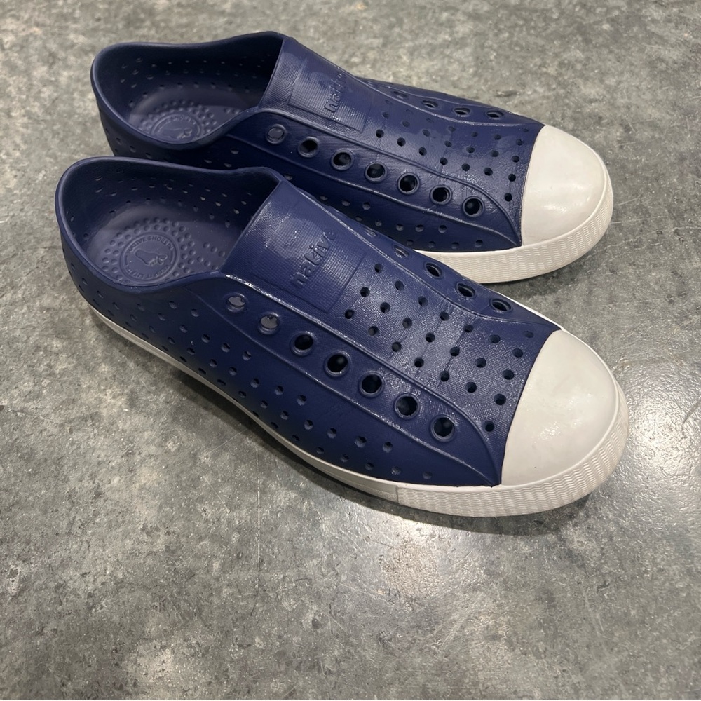 Native Shoes - image 1